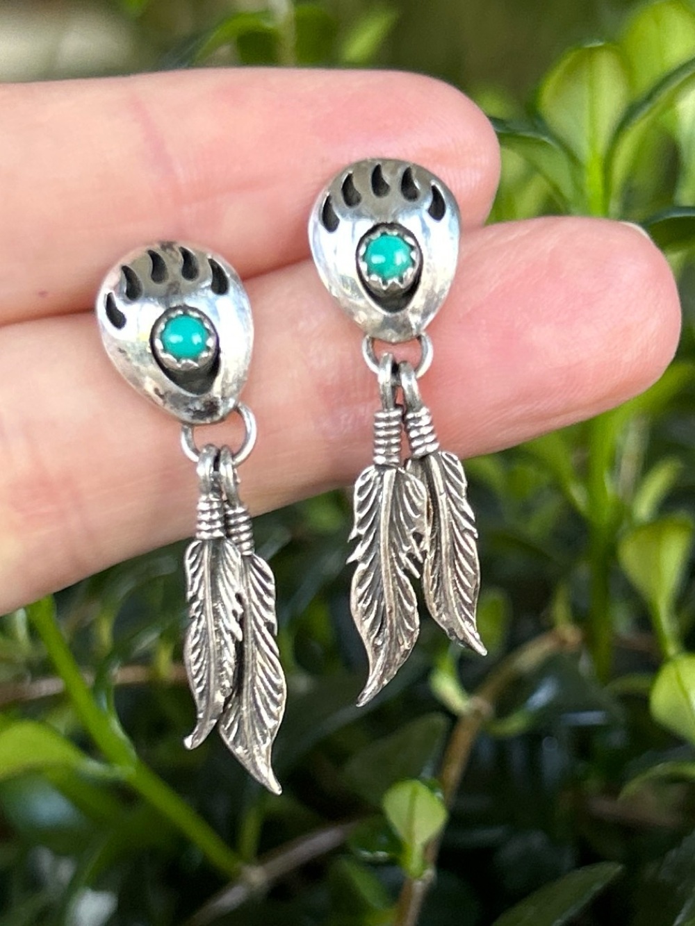 Vintage RUNNING BEAR Native American Sterling Silver Earrings